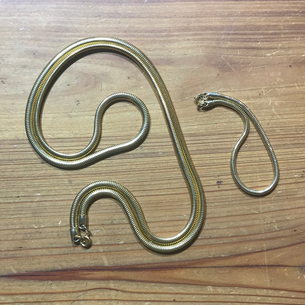 Vintage Gold Necklace and Bracelet Set
